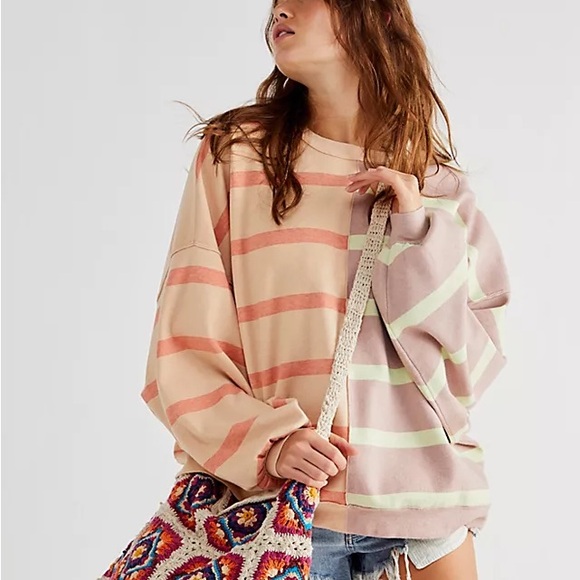 Free People | Uptown Pullover | Size Large - Picture 1 of 9